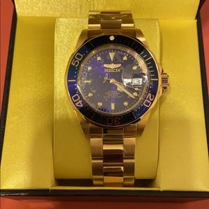 INVICTA BRAND NEW NEVER BEEN TOUCHED